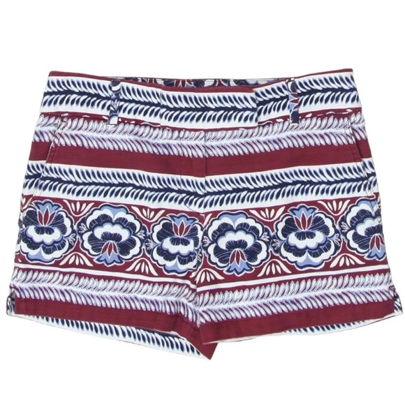 LOFT Riviera Patterned Shorts - Size 2 - Picture 2 of 5